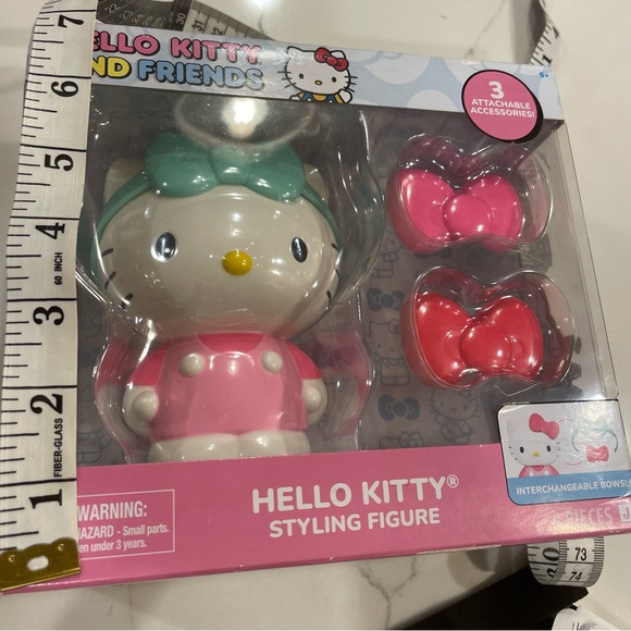 Hello Kitty Styling Figure - Picture 5 of 7